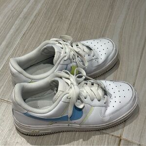 Nike Air Force 1 Sneakers